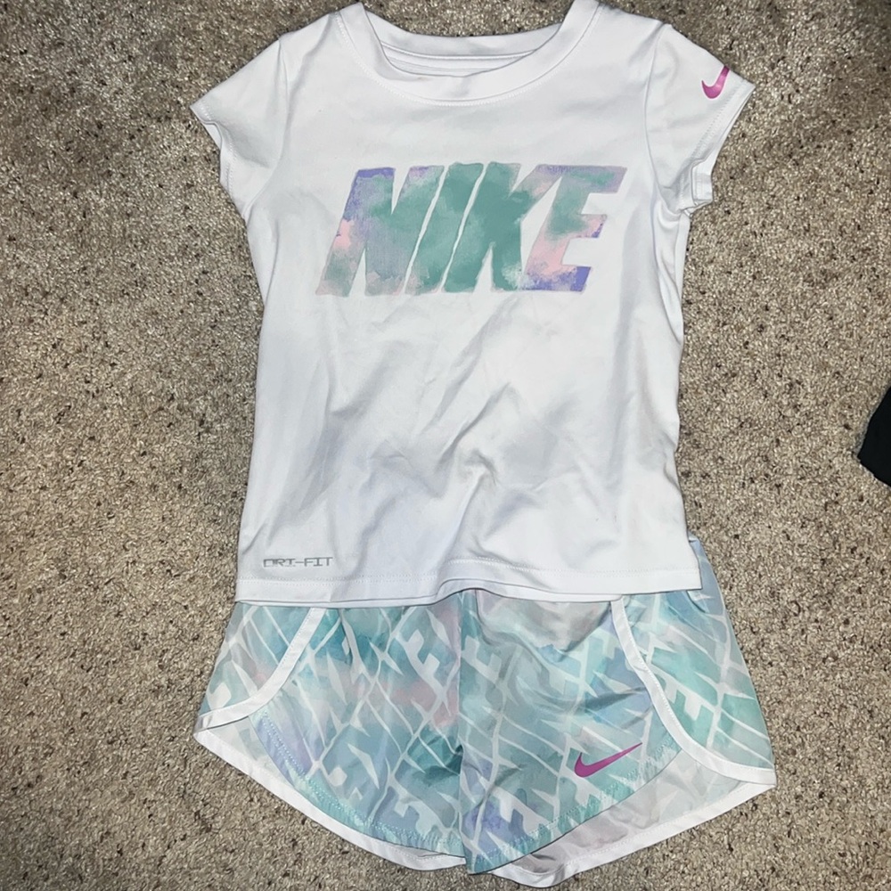 Nike matching set